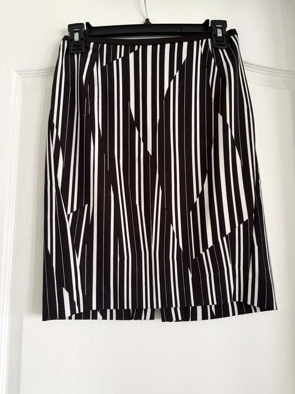 H&M Black and White Striped Mini Skirt Size US 4